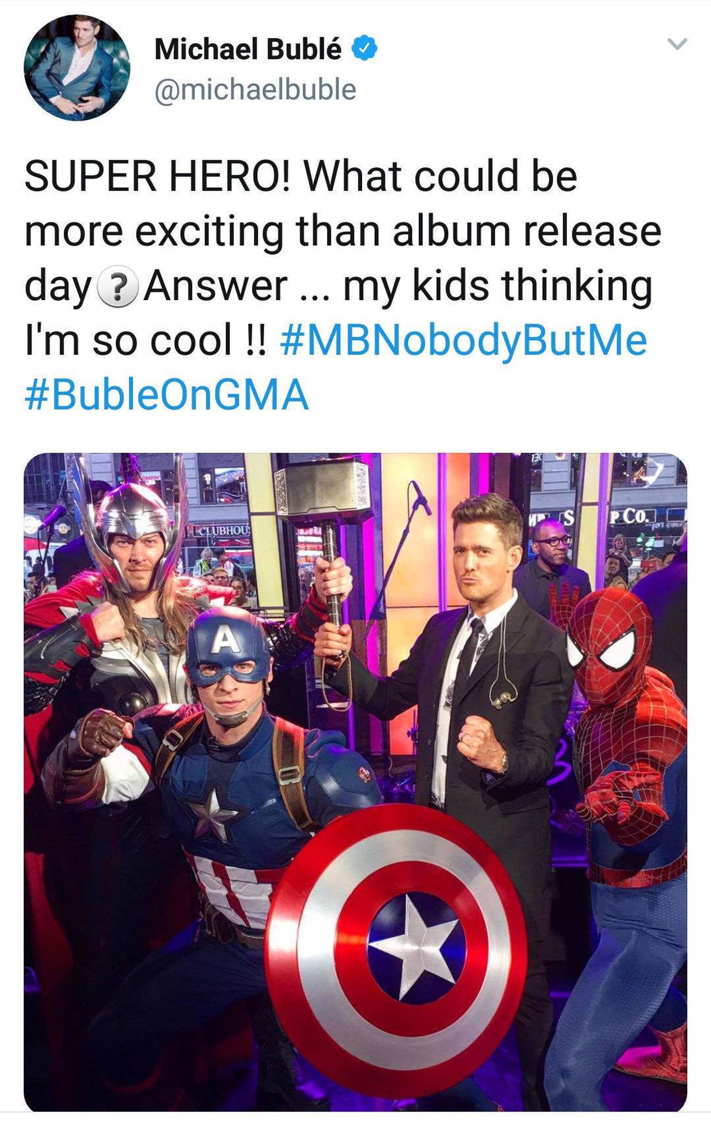Michael Bublé sammen med Thor, Captain America og Spider-Man – sannsynligvis hans eneste konkurrenter i populærkulturen i dag. FAKSIMILE: TWITTER
