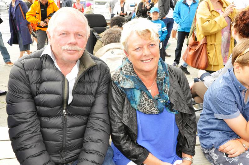 SPENTE: Ekteparet Bjarne og Gladys Birkeland gledet seg stort til Postgirobyggets konsert i går kveld. FOTO: EIGIL KLOSTER OSMUNDSEN