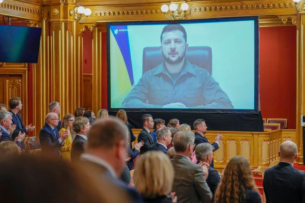 Ukrainas president Volodymyr Zelenskyj taler til Stortinget.
Foto: Heiko Junge / POOL / NTB
