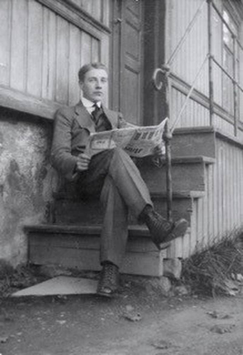 Einar J. Aass som ung journalistspire på Strømsø.
