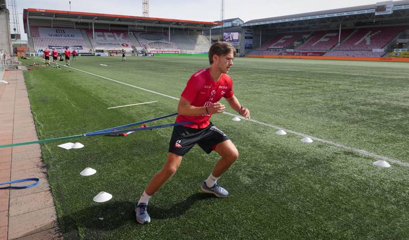 Tomas Lopez Borgersen mener han har hatt jevn utvikling som fotballspiller fra barndomsårene først og fremst som følge av dedikasjon og innsats i treningsarbeid og livsstil.