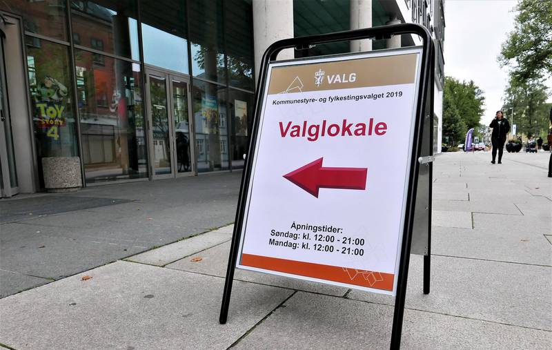 KOMMUNEN: Valgdagen for kommunevalget 2019 trakk mange til urnene, selv om rekordmange har forhåndsstemt.