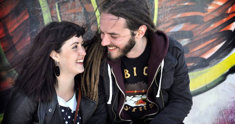 Kjærlighetsflyktninger: I to år har Cecilie Molteberg og Rob Hamilton jobbet for å bli gjenforent i                      Norge. Forrige uke landet de på Sola flyplass og venter på at søknaden deres skal behandles. FOTO: SUSANN MARTHINSEN