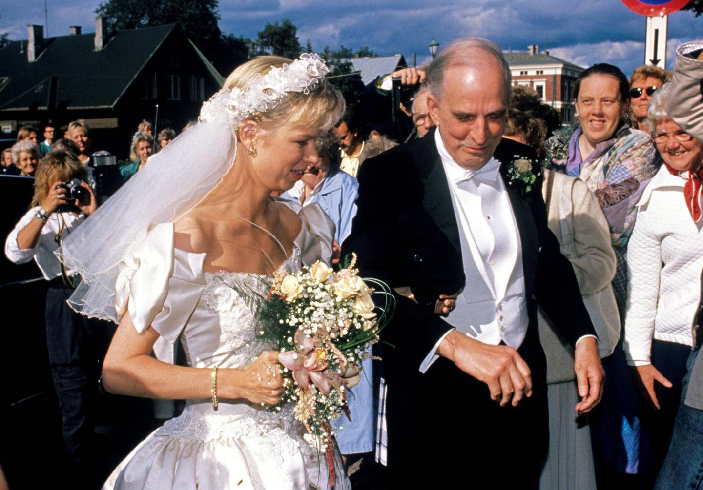 Samtalene med den aldrende faren Ingmar Bergman ble til boka «De urolige». Her er far og datter i 1989. Foto: Tor Richardsen/NTB Scanpix