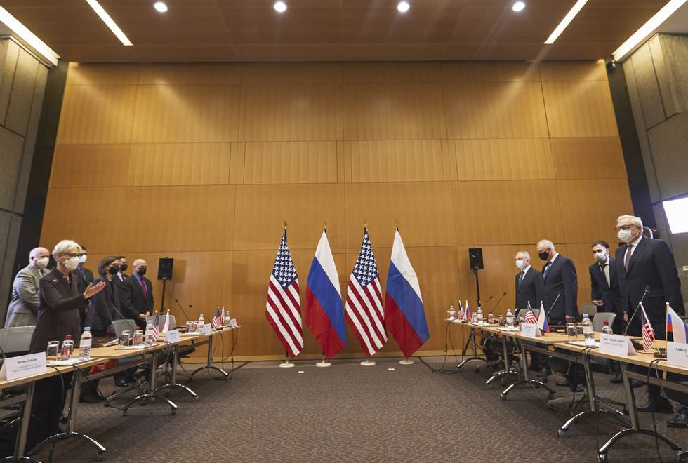 Mandagens samtaler i Genève markerte begynnelsen på en møterekke der den spente situasjonen mellom Russland og Ukraina står sentralt. Foto: Denis Balibouse/Pool via AP / NTB
