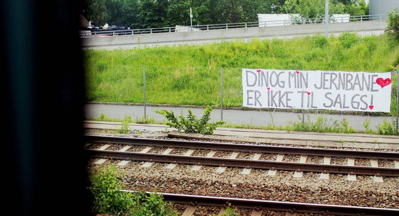 I Norsk Lokomotivmannsforbund er det stor misnøye med Arbeiderpartiets vage formuleringer angående jernbanereformen. Det kan de miste mange stemmer på.  FOTO: HILDE UNOSEN