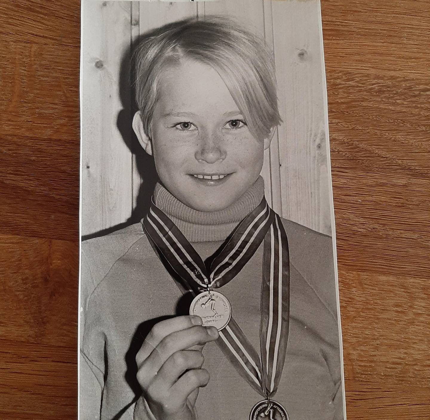 Lene Jenssen stolt over å ha vunnet UM-gull som ung tenåring.
