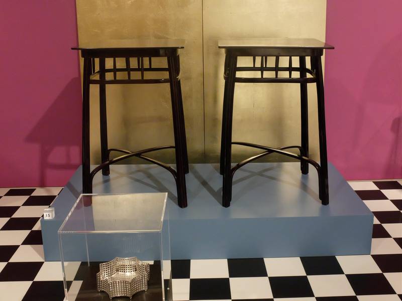 new-york: Disse Gustav Siegel-bordene ble kjøpt i et antikvariat i New York.