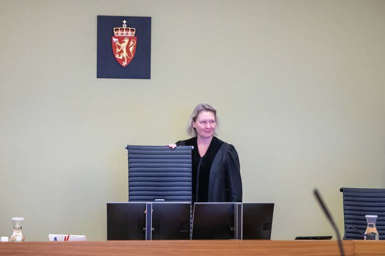 Ragnhild Borgerud er dommer i rettssaken mot de to barnevernsmotstanderne. Den forrige dommeren ble truet med søksmål.
