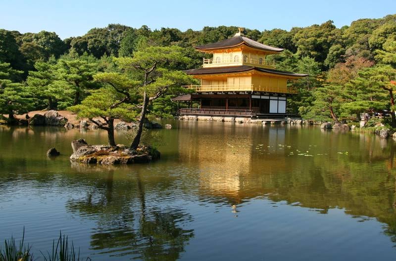 Den gylne paviljongen Kinkaku-ji er en av de vakreste severdighetene i Kyoto. FOTO: CHRISTINE BAGLO