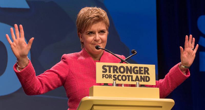 Førsteminister Nicola Sturgeon vil ha ny skotsk folkeavstemning. 