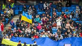 Markering for Ukraina på Ullevaal – flyktninger og hjelpere invitert til kampen