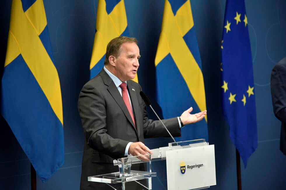 Sveriges statsminister Stefan Löfven vil snakke med samarbeidspartiene før han tar en beslutning om det skal holdes nyvalg i landet. Foto: Lars Schröder/TT NYHETSBYRÅN / NTB