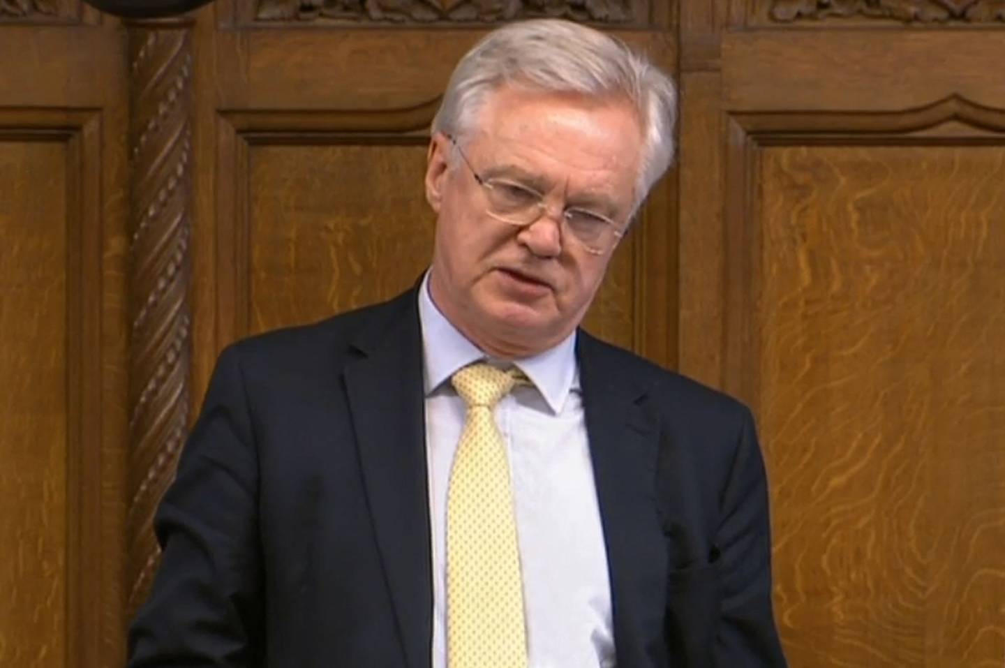 Den konservative tidligere brexit-ministeren David Davis ba Johnson om å trekke seg.