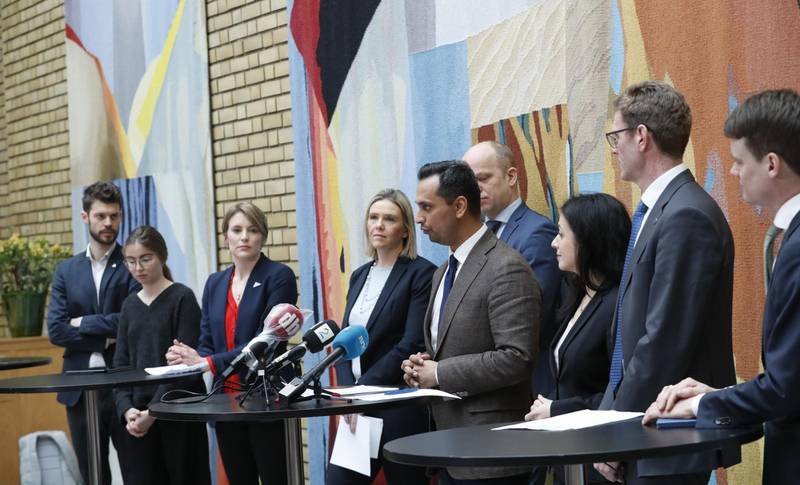 Oslo 20200316. 
Pressekonferanse på Stortinget i forbindelse med regjeringens krisepakke.
Foto: Terje Bendiksby / NTB scanpix