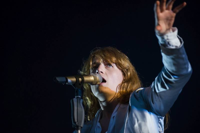 Florence + The Machine fikk opp stemningen på Øya torsdag. FOTO: HELLE GANNESTAD