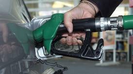 MDG vil øke bensinavgiften med fem kroner literen