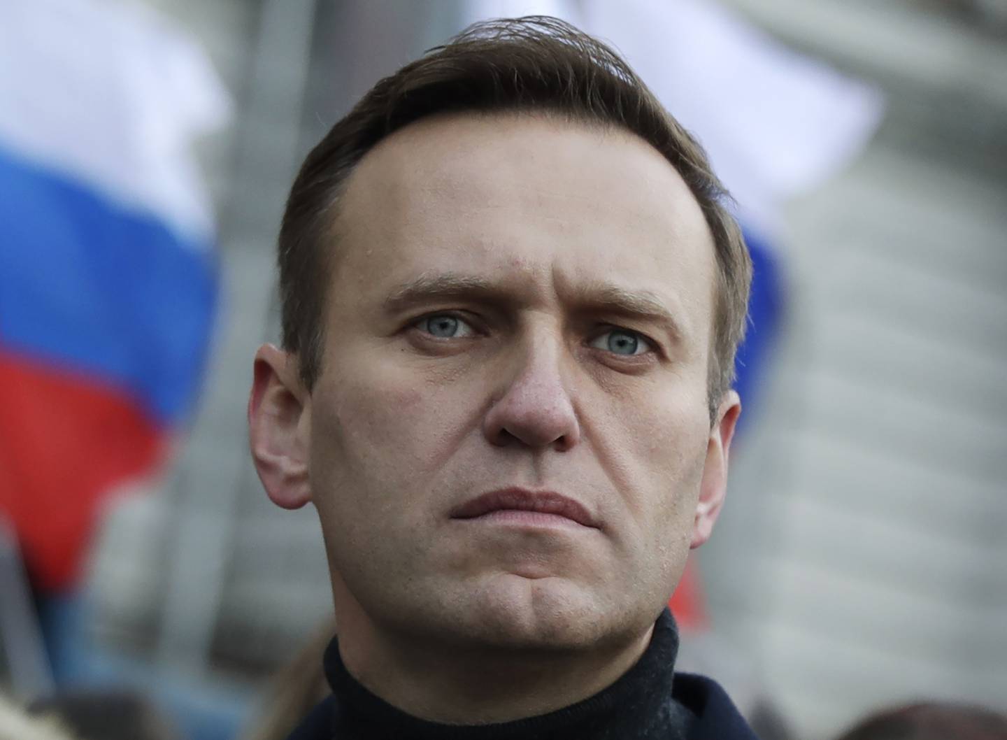 Opposisjonspolitiker Aleksej Navalnyj er død, ifølge russiske myndigheter. Bildet ble tatt under en demonstrasjon i Moskva i 2020. Foto: Pavel Golovkin / AP / NTB