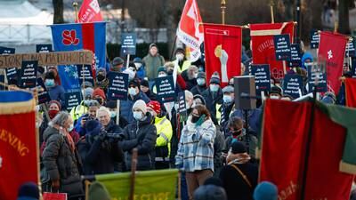 Demonstrasjoner mot høye strømpriser i flere norske byer