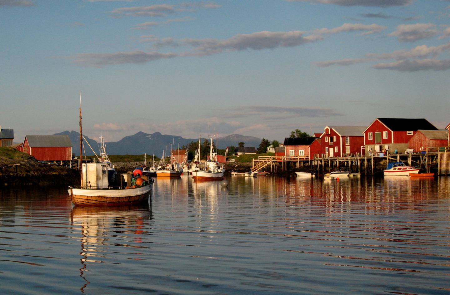 I 2004 ble Vegaøyene i Vega kommune i Nordland skrevet inn på UNESCOS liste over verdens natur- og kulturarv.