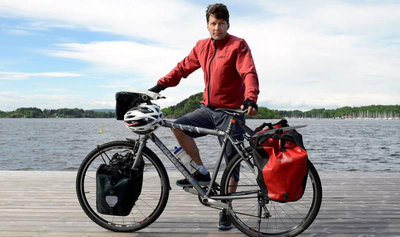 Øyvind Wold har syklet land og strand rundt siden 1990-tallet, og vet hva man trenger av utstyr for å ha en vellykket sykkelferie.