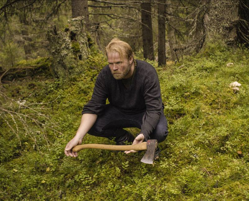 Hogger uten mål og mening: Anders Baasmo Christiansen flykter inn i skogen, i den nye filmen «Hoggeren».