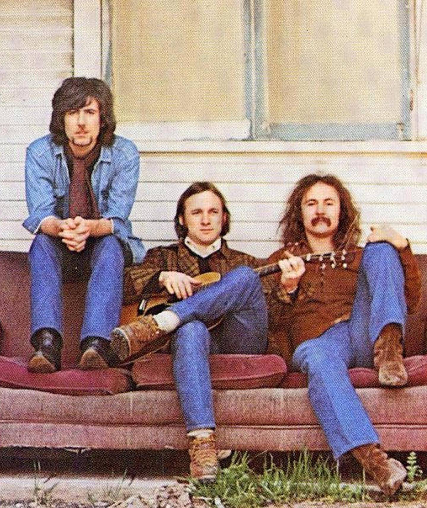 Crosby (til venstre), Stills & Nash på omslaget av deres sagnomsuste debutalbum i 1969.
