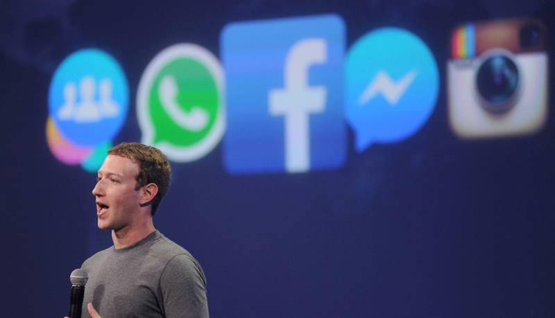 Facebook-grunnlegger Mark Zuckerberg har styrt etter filosofien «move fast and break things», og har kjøpt opp tidligere konkurrenter som Instagram og WhatsApp. Jo mer tid vi bruker på nettsidene og appene til Facebook, jo mer profitt får selskapet.