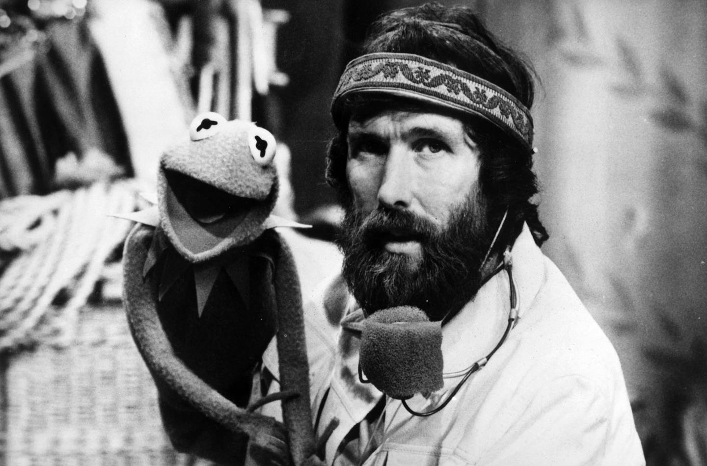 Jim Henson, skaperen av "Muppets" med Kermit.