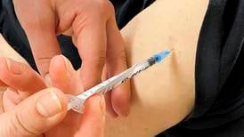FHI: Hyppigere mensforstyrrelser etter Pfizer-vaksine blant unge jenter