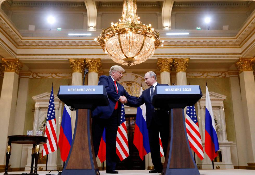 TOPPMØTE: Donald Trump og Vladimir Putin i Helsinki 16. juli i år. FOTO: KEVIN LAMARQUE/NTB SCANPIX