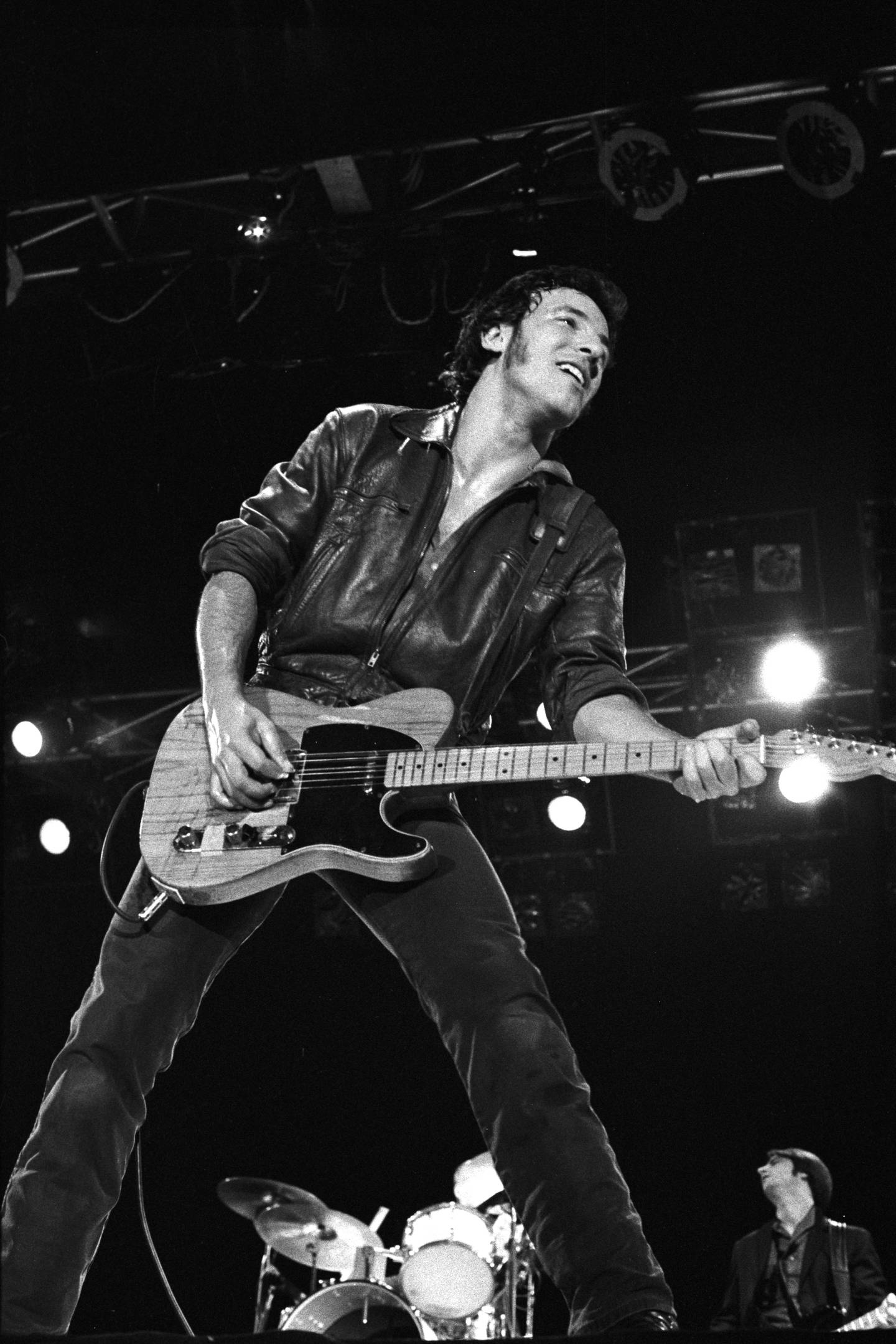 Bruce Springsteen i Norge for første gang,   i Drammenshallen 5. mai 1981.