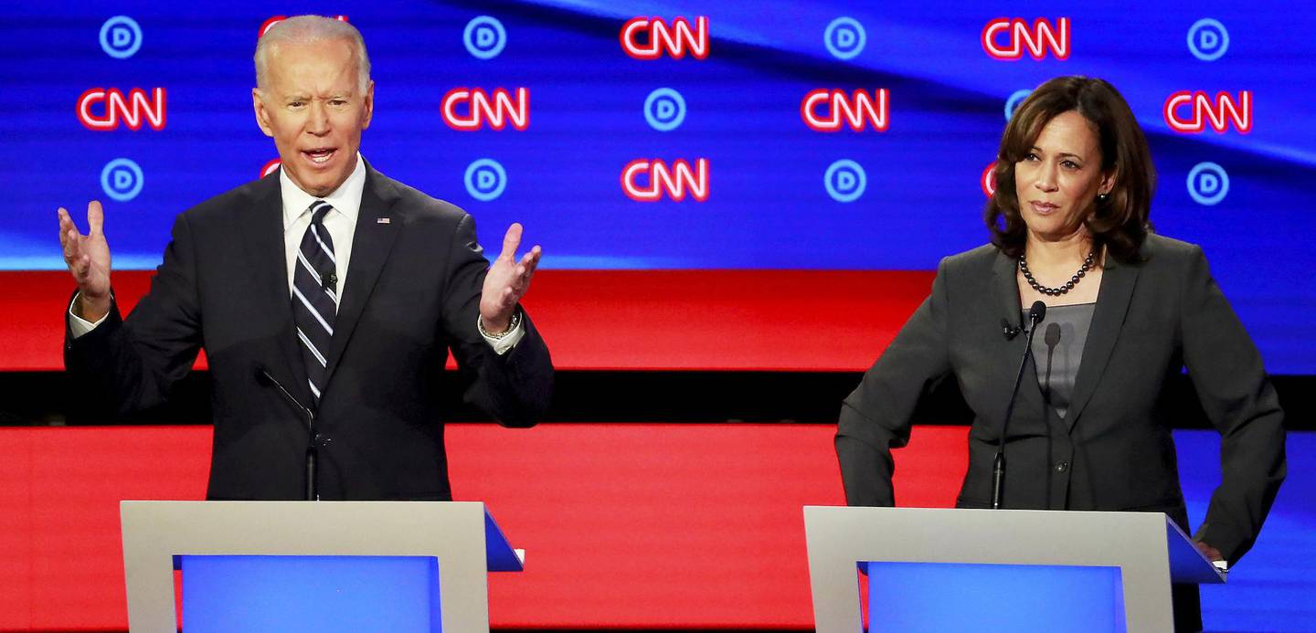 debattene: Joe Biden og Kamala Harris (øverst) møttes til debatt onsdag. Dagen før var Bernie Sanders og Elizabeth Warren (nederst) i ilden. FOTO: LUCAS JACKSON/NTB SCANPIX
