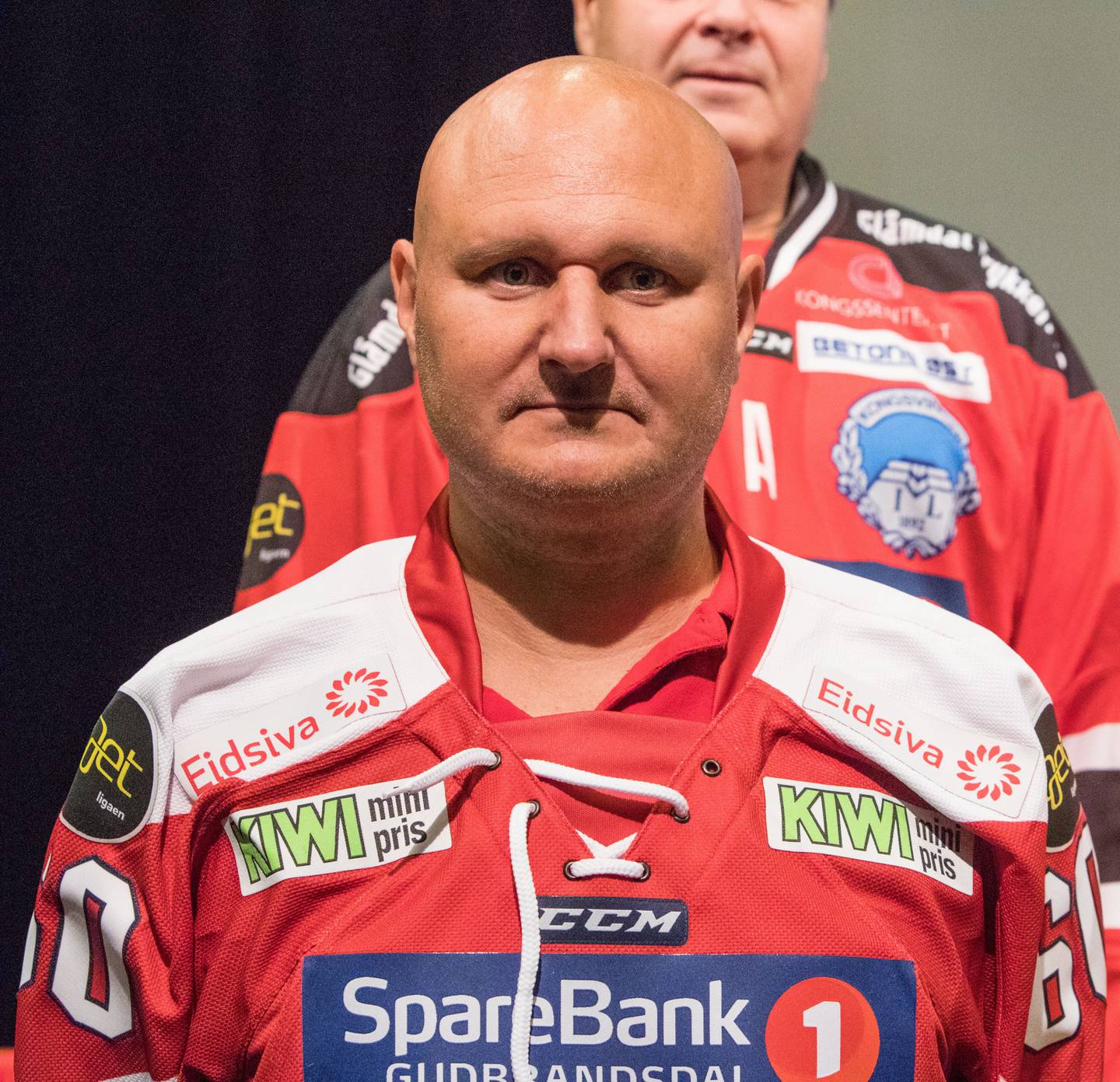 Mikael Kvarström, trener i Lillehammer, er lei av å snakke om filming i hockey. 