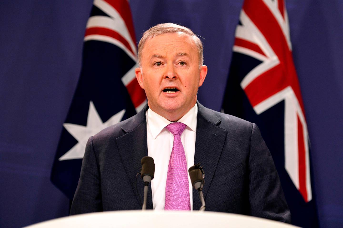 Newly elected Australia's Labor party leader Anthony Albanese speaks at press conference in Sydney on May 27, 2019. - Albanese was elected unopposed as leader of the Labor party after Bill Shorten's defeat and quick resignation after the general elections. (Photo by Saeed KHAN / AFP)