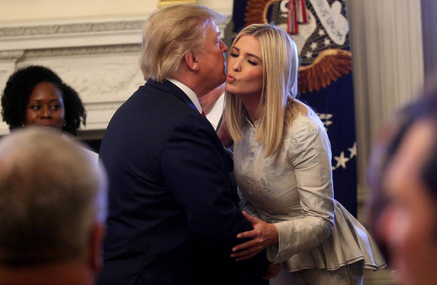 NÆRE: Donald Trump og datter Ivanka Trump har et nært forhold. FOTO: NTB SCANPIX