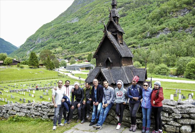 Deltakerne på DNT-turen besøkte også blant annet Borgund stavkirke i Sogn og Fjordane.