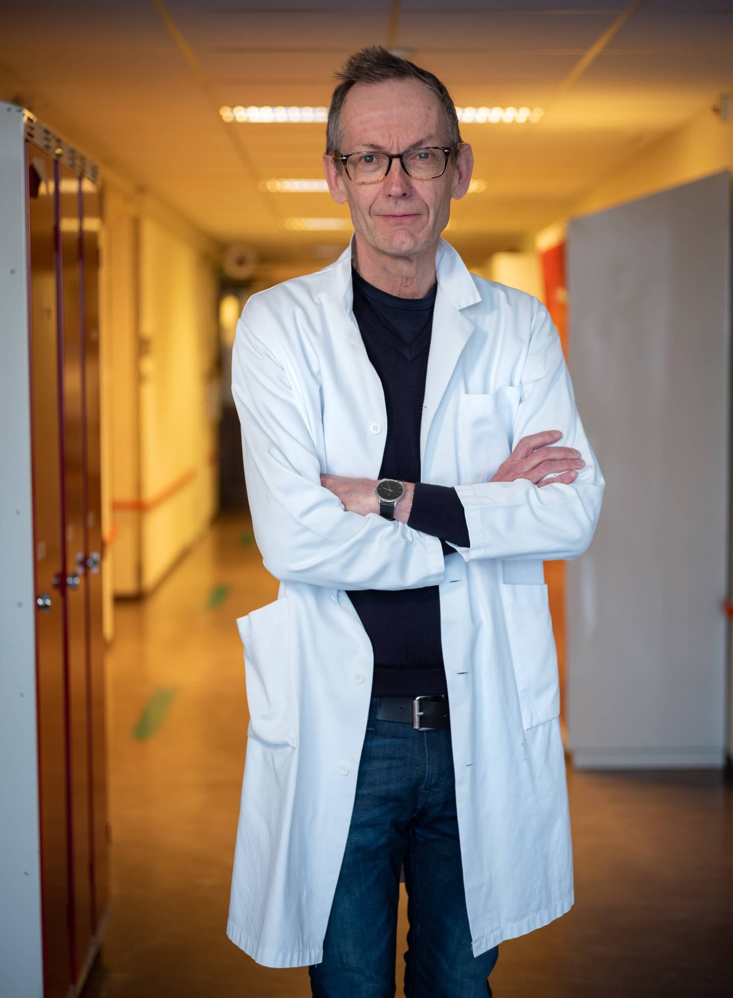 Jøran Hjelmesæth, professor ved Universitetet i Oslo og leder for Senter for sykelig overvekt på sykehuset i Vestfold.