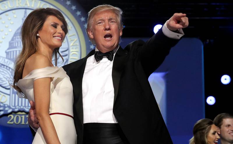 USAs president Donald Trump og førstedame Melania Trump på ballet etter innsettelsen fredag kveld.