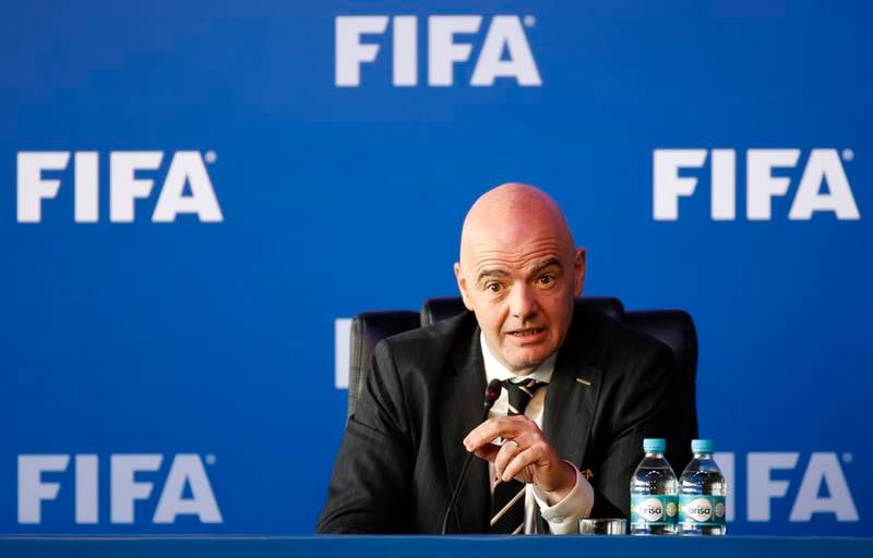 FIFA-president Gianni Infantino har vært stor tilhenger av å innføre videodømming i fotballen. Fredag ga FIFA-rådet grønt lys til å bruke teknologien i VM i Russland. 
