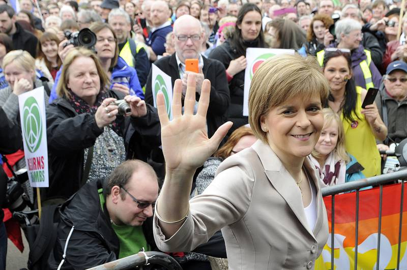 Nicola Sturgeon tok over som leder av Det skotske nasjonalistpartiet for få måneder siden. Partiet kan potensielt få en nøkkelrolle i forbindelse med valget i Storbritannia i mai.FOTO: ANDY BUCHANAN/NTB SCANPIX