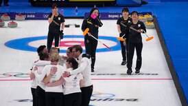 Storbritannia med knockout i curlingfinalen