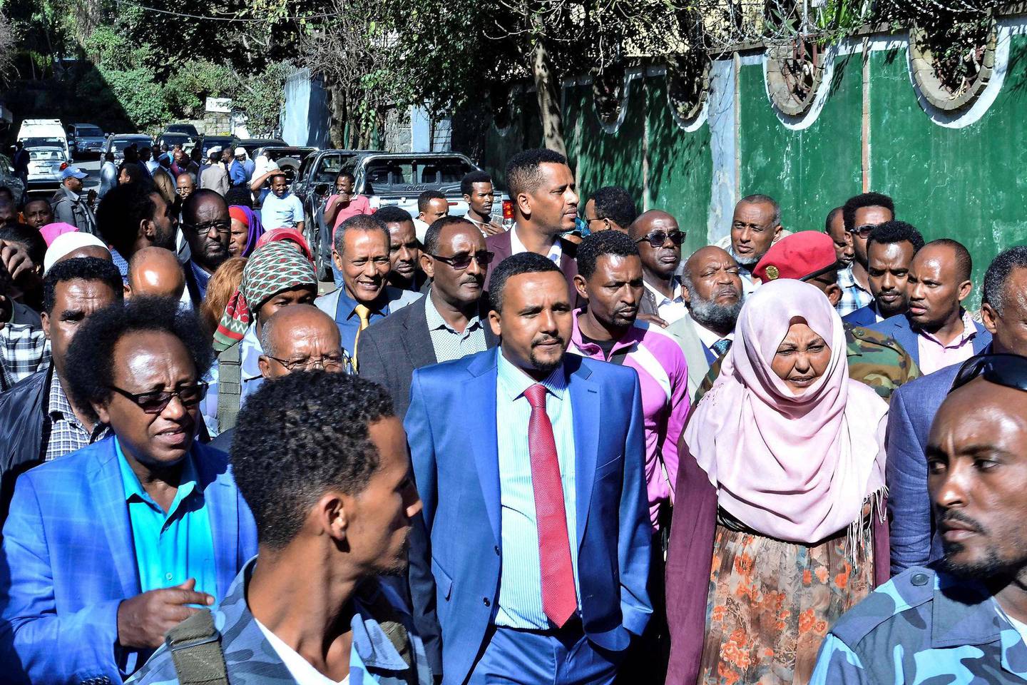 Jawar Mohammed er en av kritikerne av årets fredsprisvinner. Her fra en protest i Addis Abeba i oktober. Foto: NTB scanpix