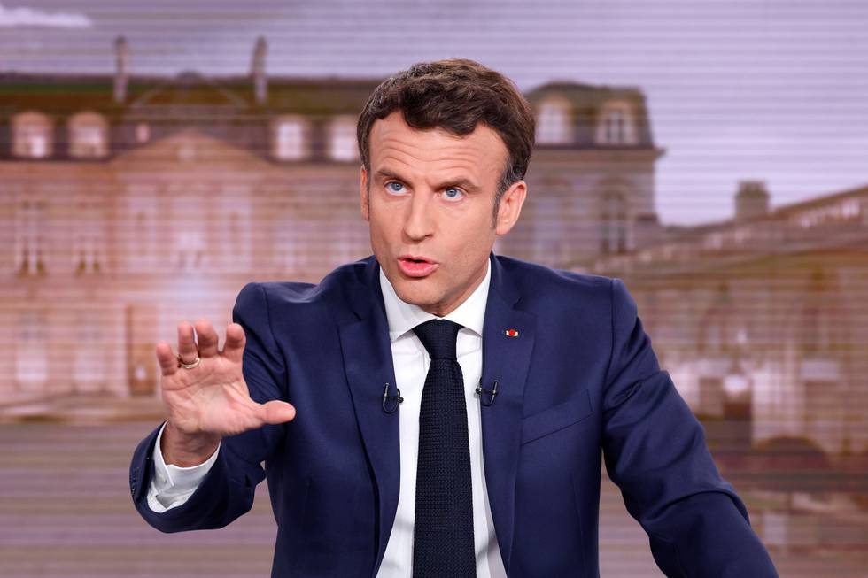 Frankrikes president Emmanuel Macron vil ikke bruke ordet folkemord om Russlands krigføring i Ukraina. Foto: AP / NTB