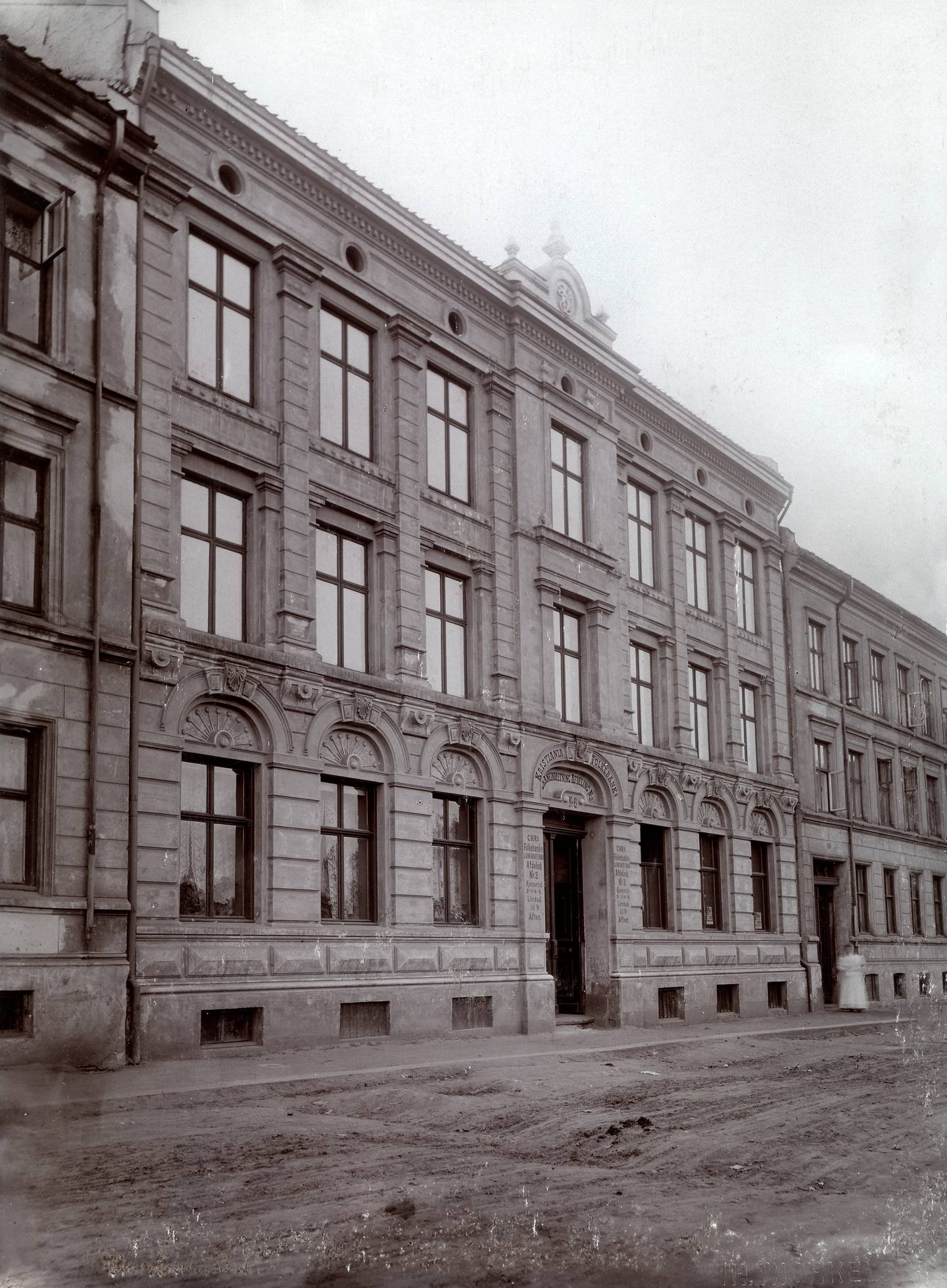 Holsts gate 6 hvor Kristiania Folkebanks lånekontor holdt til i mange år, på folkemunne kalt «Stampen».