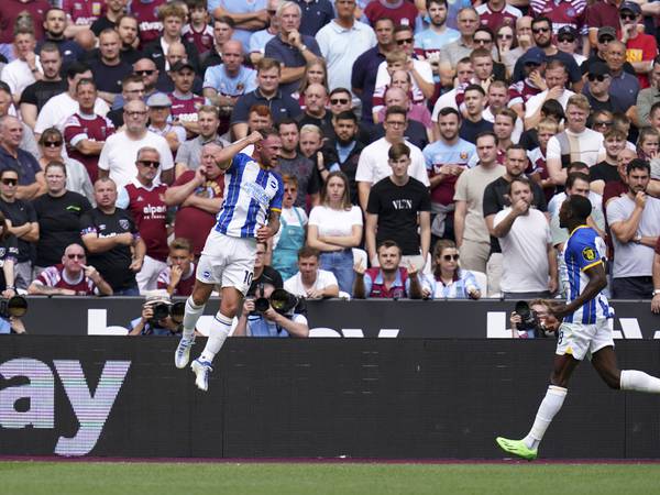 Kehrer-mareritt i West Ham-debuten – tapsrekken fortsatte