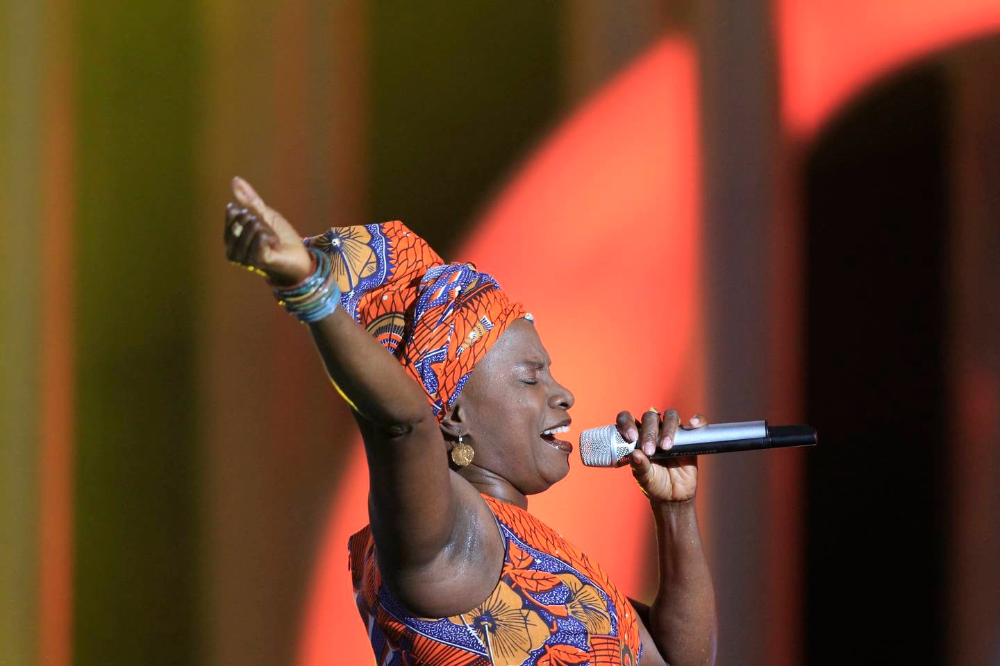 Angelique Kidjo under Nobels Fredspriskonsert i 2011. I 2022 kommer hun til Melafestivalen.