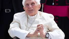 Rapport hevder pensjonert pave ikke stanset overgripere – paven sjokkert