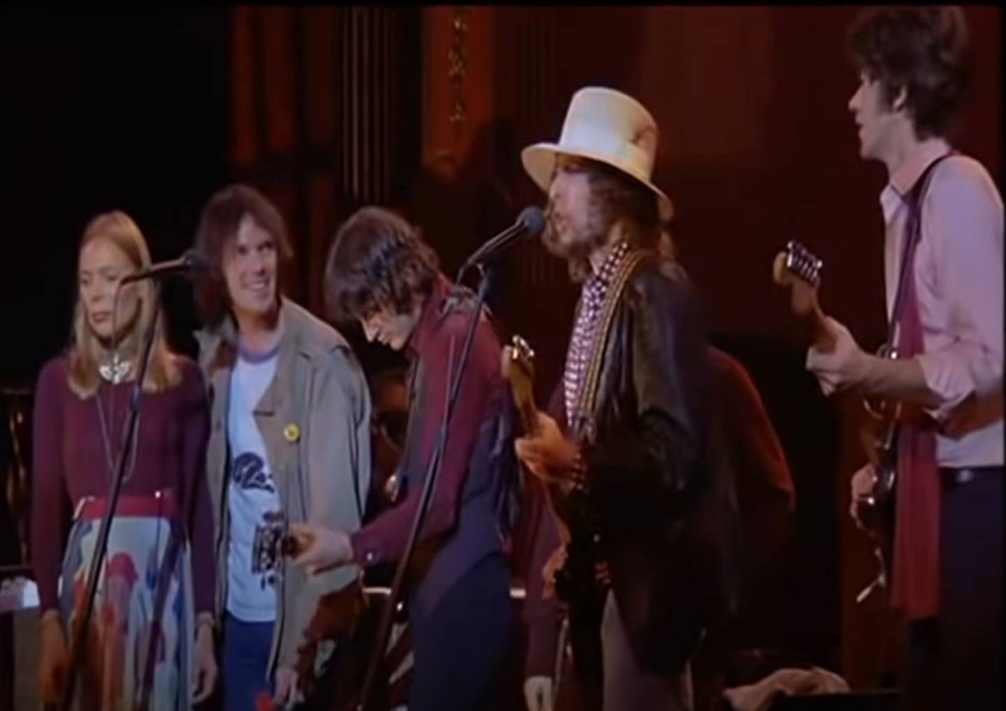 Joni Mitchell, Neil Young og Bob Dylan med The Band på "The Last Waltz" i 1976.