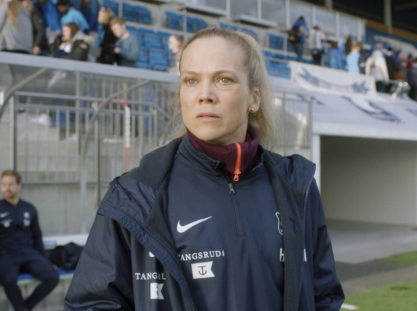 Ane Dahl Torp i rollen som Helena Mikkelsen i «Heimebane». FOTO: NRK